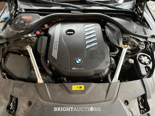 BMW 745Le Executive M-Sport 394pk 2022 (Origineel-NL) 7-serie G12 Plug-In Hybrid, N-048-ZS