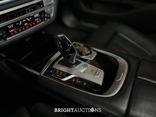 BMW 745Le Executive M-Sport 394pk 2022 (Origineel-NL) 7-serie G12 Plug-In Hybrid, N-048-ZS
