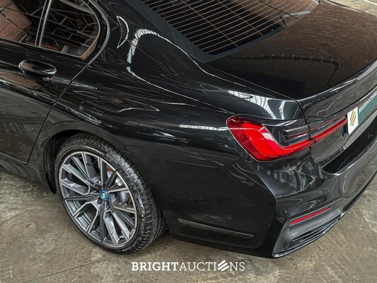 BMW 745Le Executive M-Sport 394pk 2022 (Origineel-NL) 7-serie G12 Plug-In Hybrid, N-048-ZS