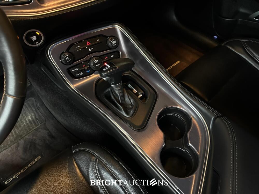 Dodge Challenger 3.6 V6 305pk 2016