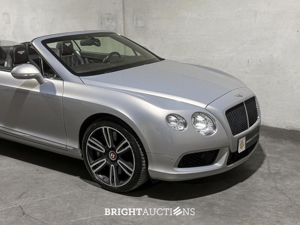 Bentley Continental GTC 4.0 V8 529pk 2013