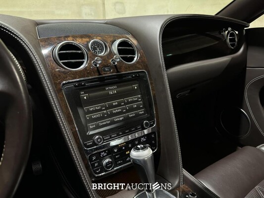 Bentley Continental GTC 4.0 V8 529pk 2013