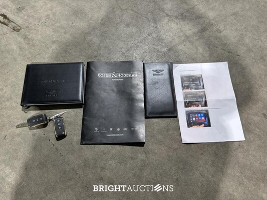 Bentley Continental GTC 4.0 V8 529pk 2013