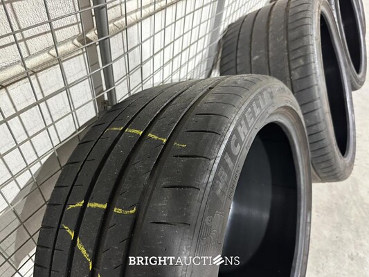 Bentley Continental GTC 4.0 V8 529pk 2013