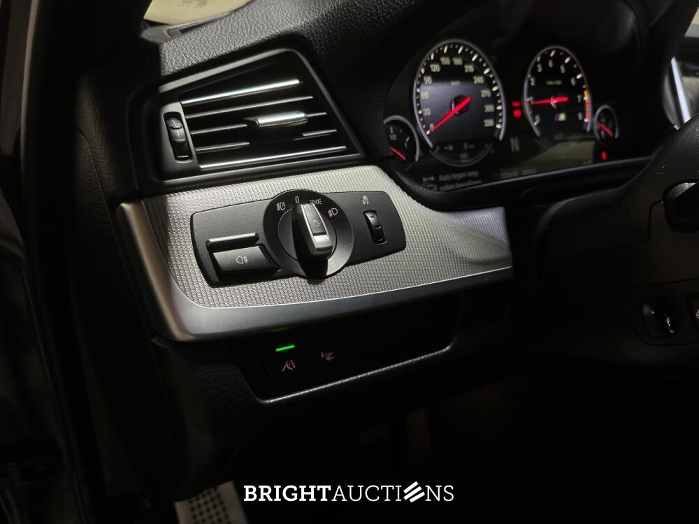 BMW M5 F10 4.4 V8 560pk 2014 5-Serie, 3-ZLJ-94