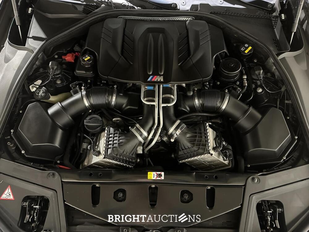 BMW M5 F10 4.4 V8 560pk 2014 5-Serie, 3-ZLJ-94