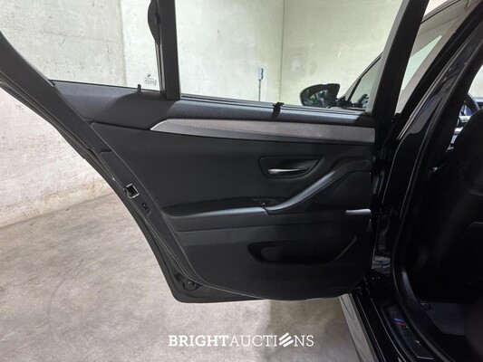 BMW M5 F10 4.4 V8 560pk 2014 5-Serie, 3-ZLJ-94