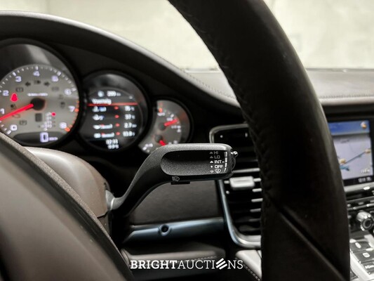 Porsche Panamera 3.6 V6 4WD 300pk 2012, G-397-TZ