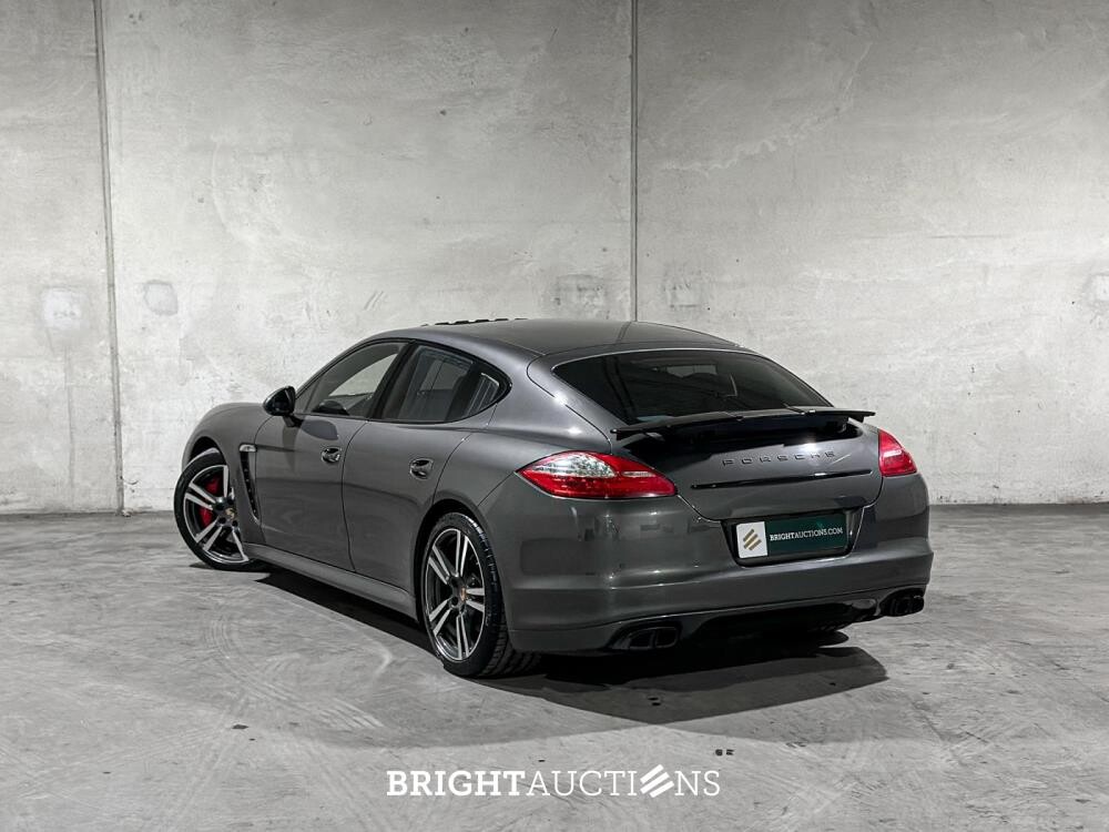 Porsche Panamera GTS 4.8 V8 430pk 2013 (Origineel-NL), 28-ZXF-7
