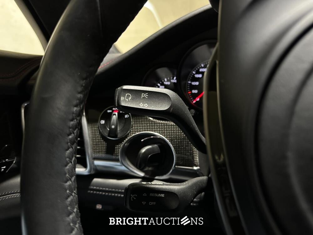 Porsche Panamera GTS 4.8 V8 430pk 2013 (Origineel-NL), 28-ZXF-7