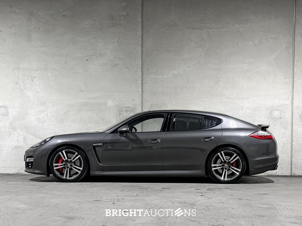 Porsche Panamera GTS 4.8 V8 430pk 2013 (Origineel-NL), 28-ZXF-7
