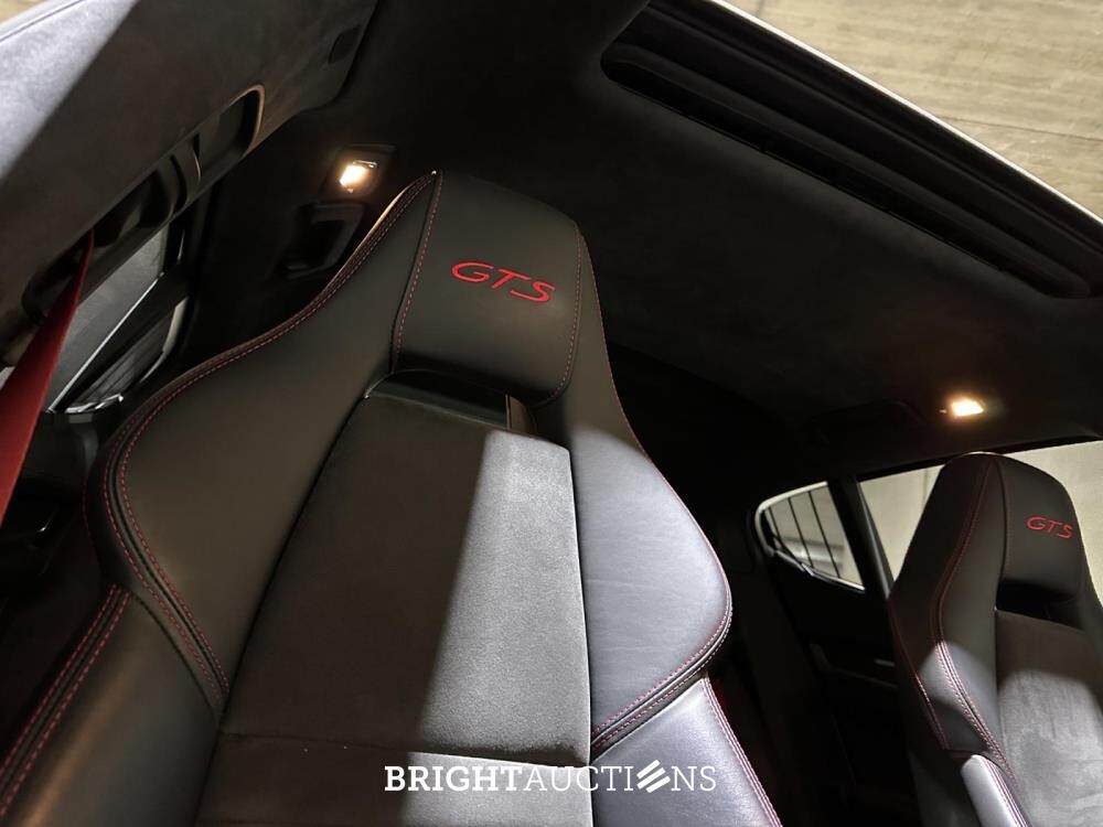 Porsche Panamera GTS 4.8 V8 430pk 2013 (Origineel-NL), 28-ZXF-7