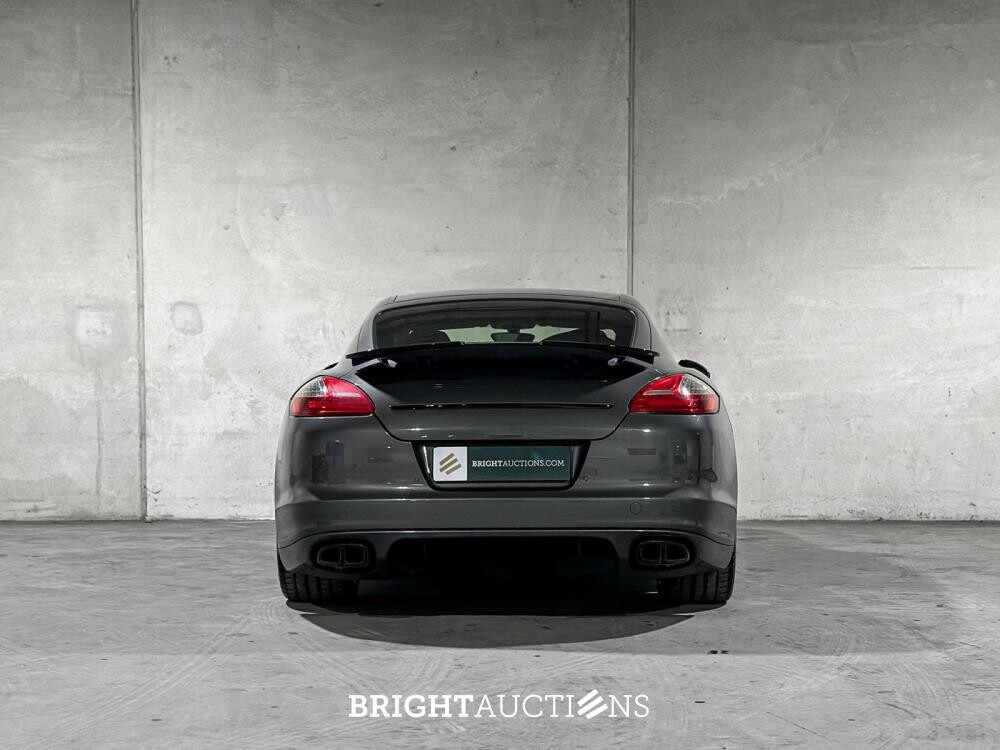 Porsche Panamera GTS 4.8 V8 430pk 2013 (Origineel-NL), 28-ZXF-7