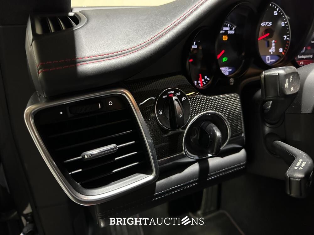 Porsche Panamera GTS 4.8 V8 430pk 2013 (Origineel-NL), 28-ZXF-7