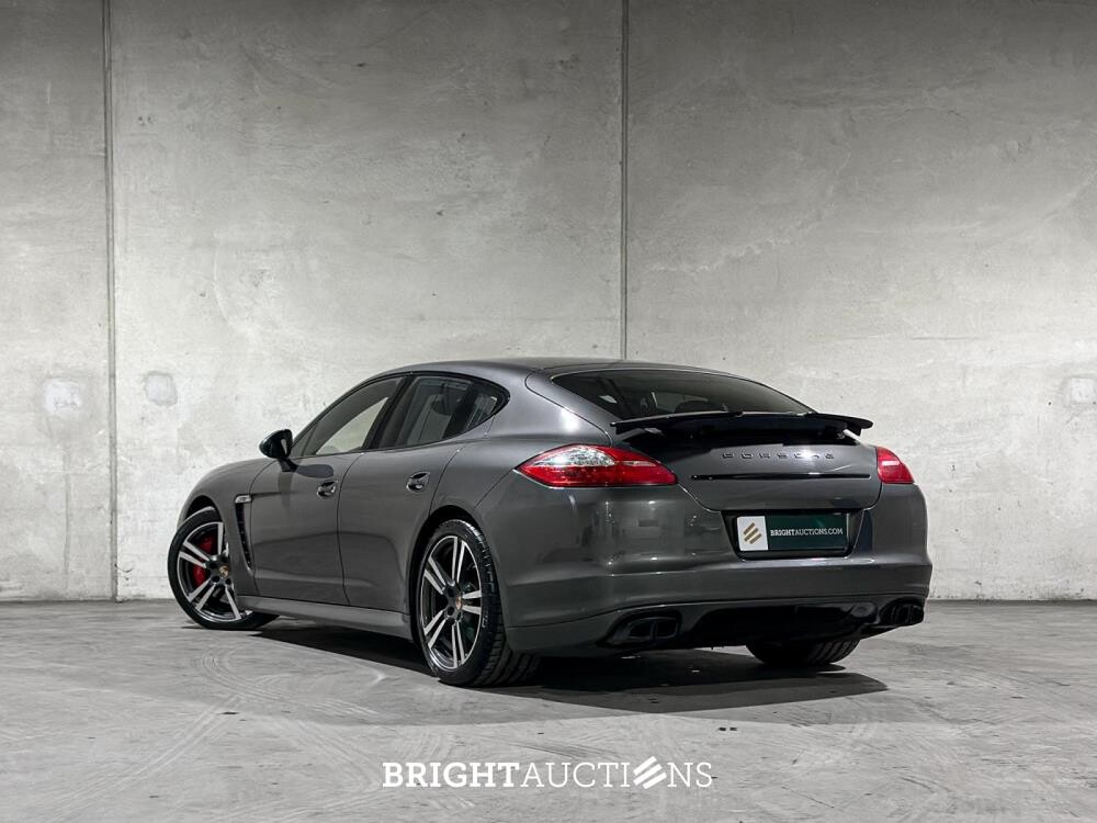 Porsche Panamera GTS 4.8 V8 430pk 2013 (Origineel-NL), 28-ZXF-7