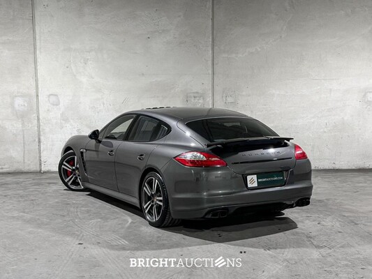 Porsche Panamera GTS 4.8 V8 430pk 2013 (Origineel-NL), 28-ZXF-7