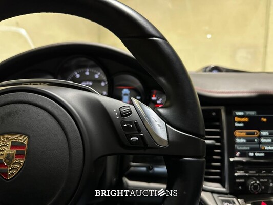 Porsche Panamera GTS 4.8 V8 430pk 2013 (Origineel-NL), 28-ZXF-7