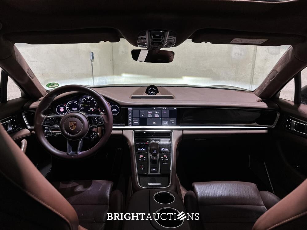 Porsche Panamera Sport Turismo 4 E-Hybrid 2.9 V6 462pk 2018 (Origineel-NL), RR-070-R