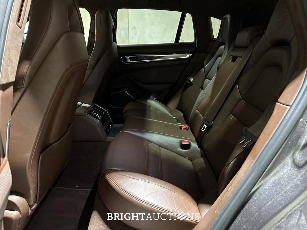 Porsche Panamera Sport Turismo 4 E-Hybrid 2.9 V6 462pk 2018 (Origineel-NL), RR-070-R