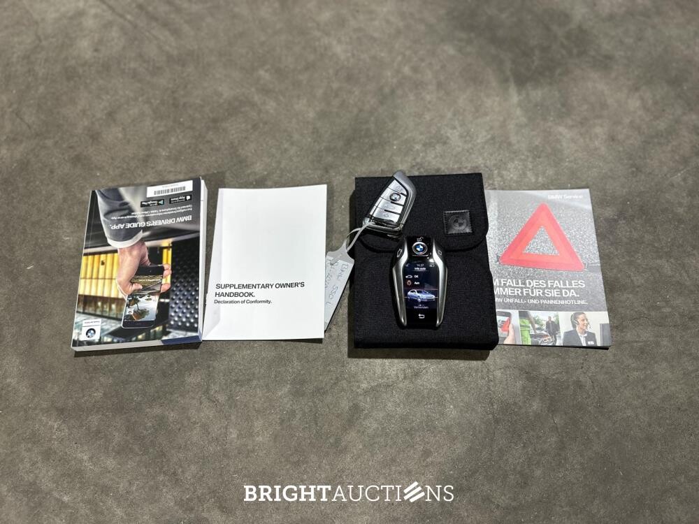 BMW M550i xDrive 4.4 V8 High Executive M-Sport 530pk 2020 5-serie G30, L-618-KL