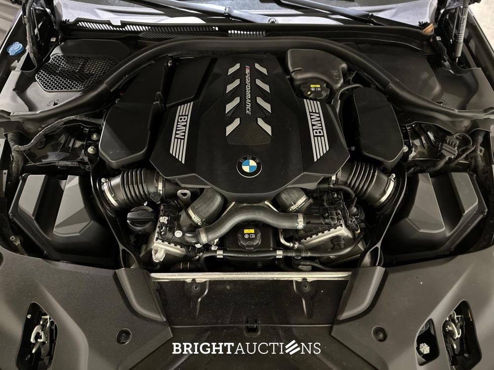 BMW M550i xDrive 4.4 V8 High Executive M-Sport 530pk 2020 5-serie G30, L-618-KL