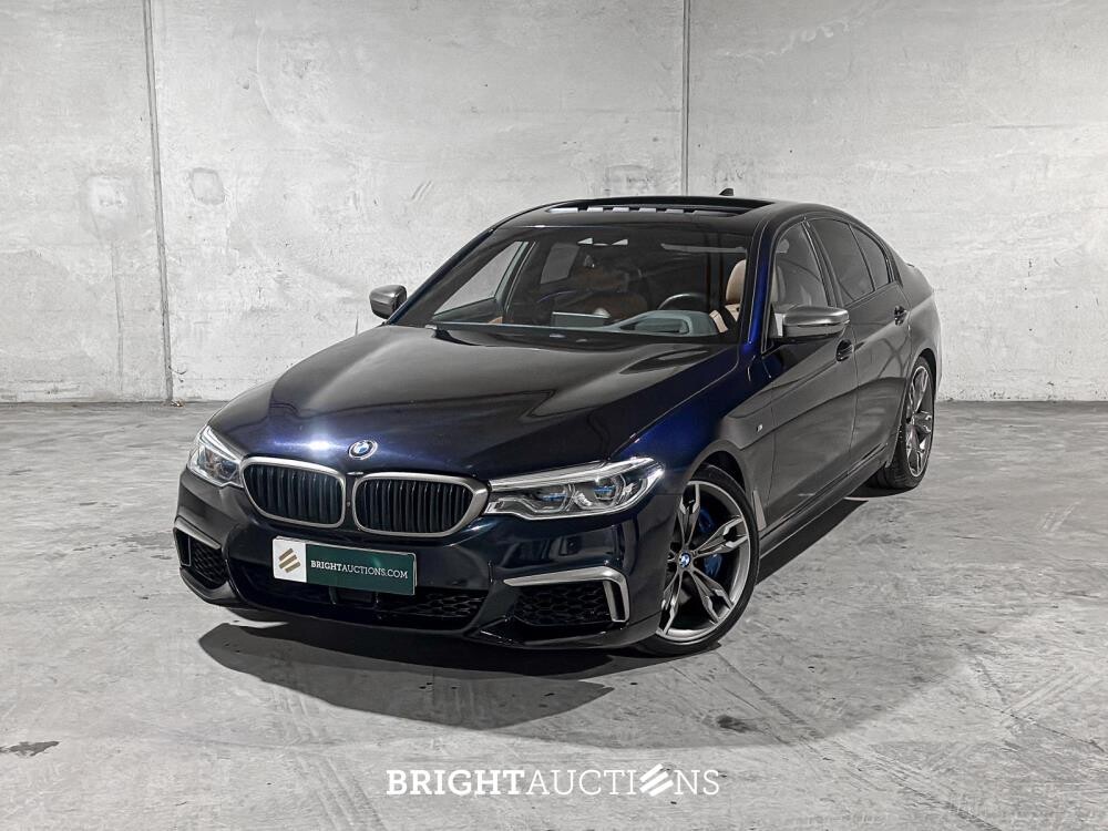 BMW M550i xDrive 4.4 V8 High Executive M-Sport 530pk 2020 5-serie G30, L-618-KL