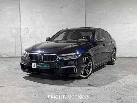 BMW M550i xDrive 4.4 V8 High Executive M-Sport 530pk 2020 5-serie G30, L-618-KL