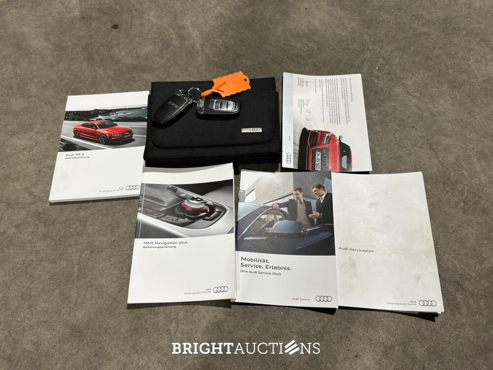 Audi RS5 Coupé 4.2 FSI V8 Quattro 450pk 2010, XN-941-L Youngtimer