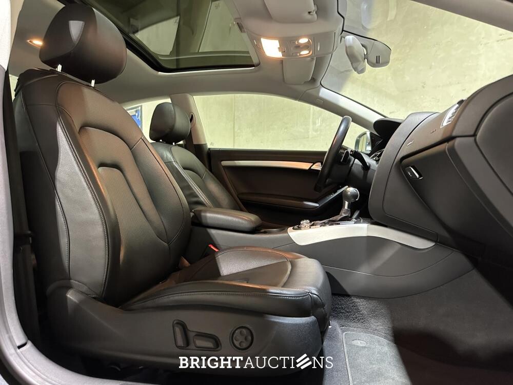 Audi RS5 Coupé 4.2 FSI V8 Quattro 450pk 2010, XN-941-L Youngtimer