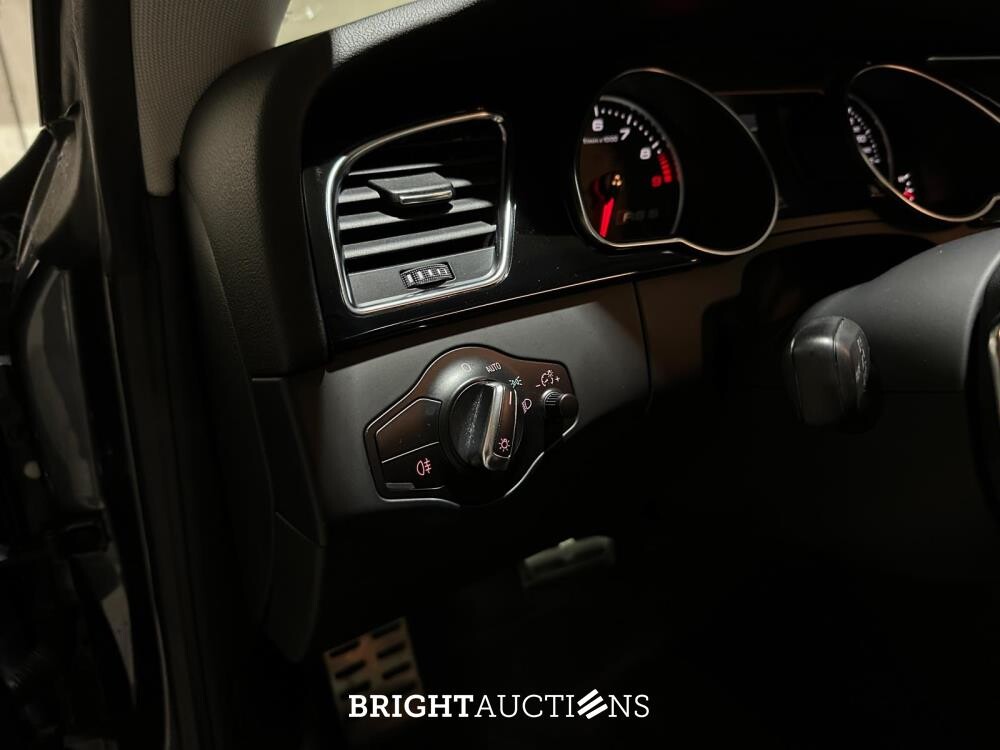 Audi RS5 Coupé 4.2 FSI V8 Quattro 450pk 2010, XN-941-L Youngtimer