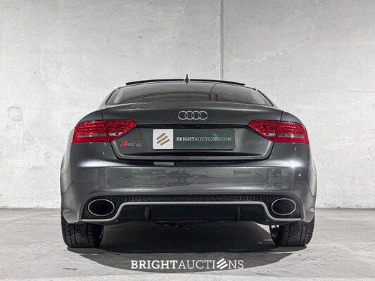 Audi RS5 Coupé 4.2 FSI V8 Quattro 450pk 2010, XN-941-L Youngtimer