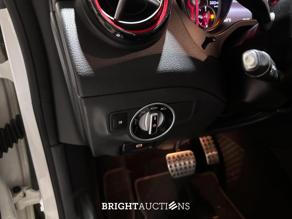 Mercedes-Benz CLA45 AMG 4Matic 381pk 2015 CLA-klasse Shooting Brake, T-450-LK