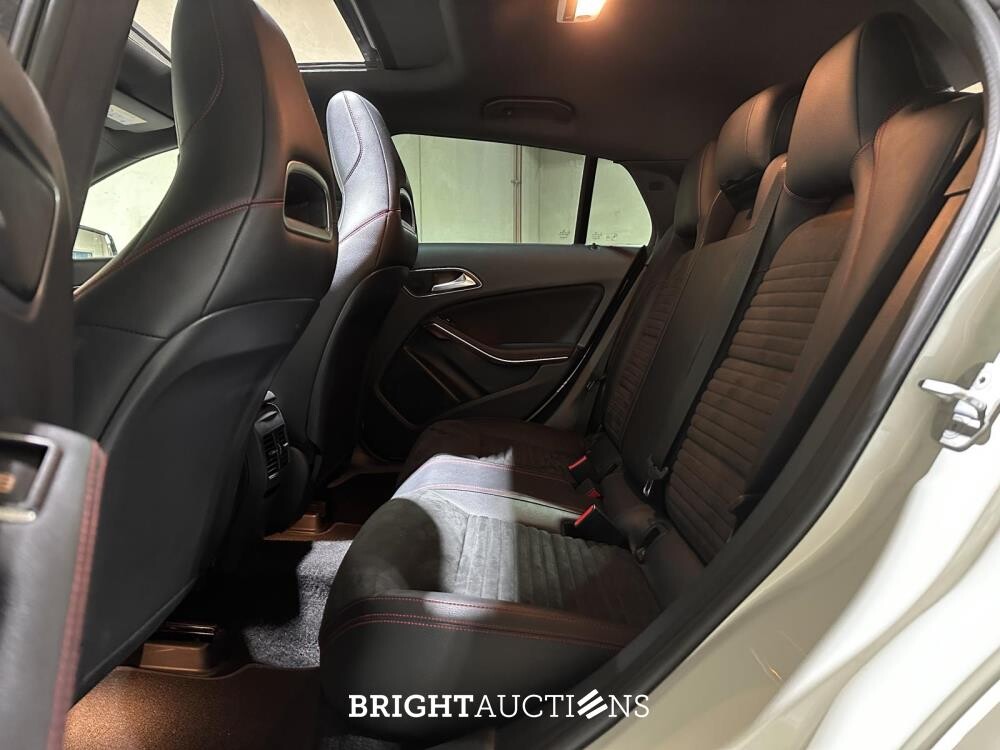 Mercedes-Benz CLA45 AMG 4Matic 381pk 2015 CLA-klasse Shooting Brake, T-450-LK