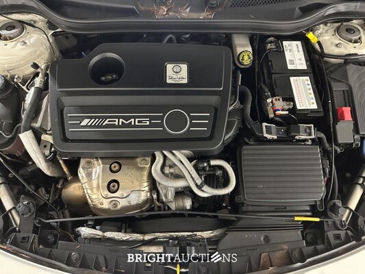 Mercedes-Benz CLA45 AMG 4Matic 381pk 2015 CLA-klasse Shooting Brake, T-450-LK