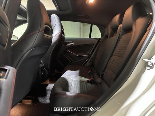 Mercedes-Benz CLA45 AMG 4Matic 381pk 2015 CLA-klasse Shooting Brake, T-450-LK