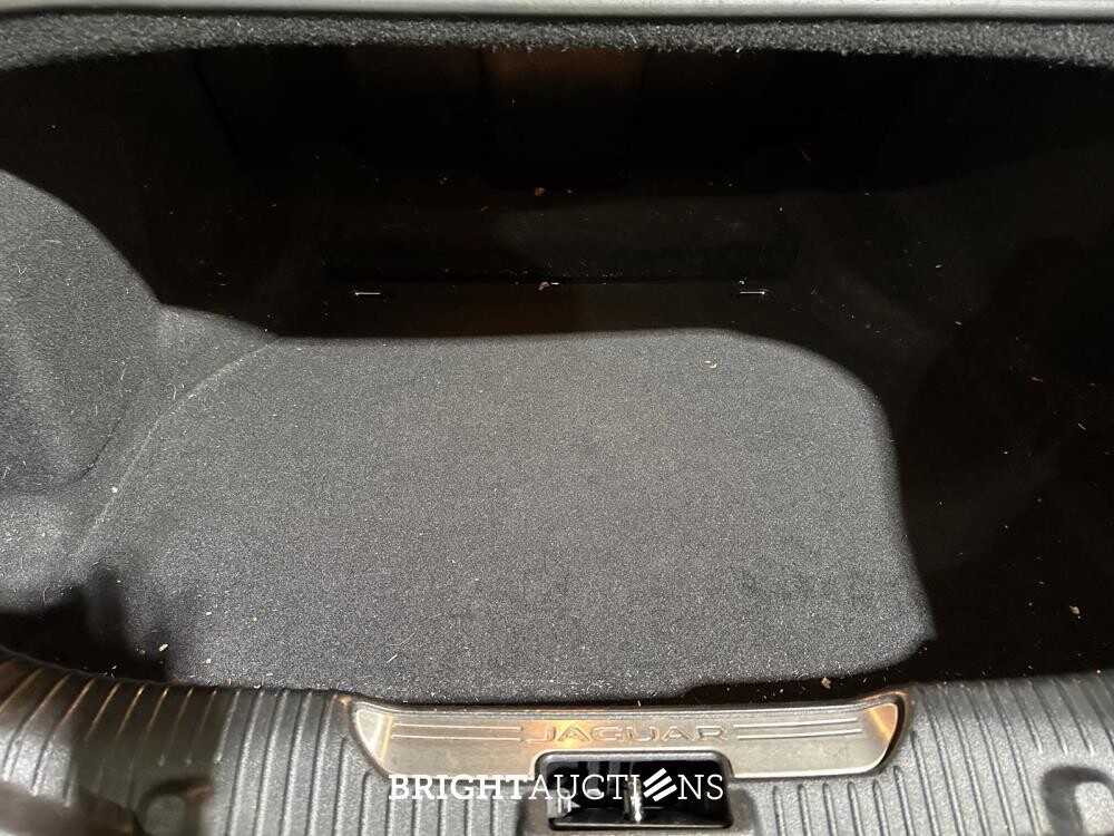 Jaguar XJ 3.0 D Premium Luxury 300pk 2016, RV-612-X