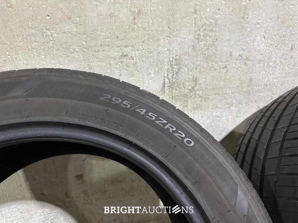 Jeep Grand Cherokee 6.4 V8 SRT8 468PK 2014, 2-ZBL-19