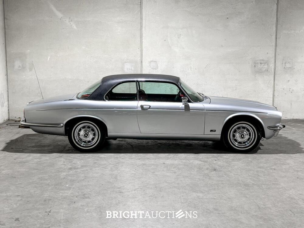Jaguar XJ12 5.3 V12 Serie 2 Coupe 1976, 39-YD-88 Oldtimer