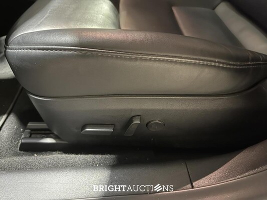 Tesla Model 3 Long Range AWD 75 kWh 381pk 2019 (Origineel-NL), XV-312-F