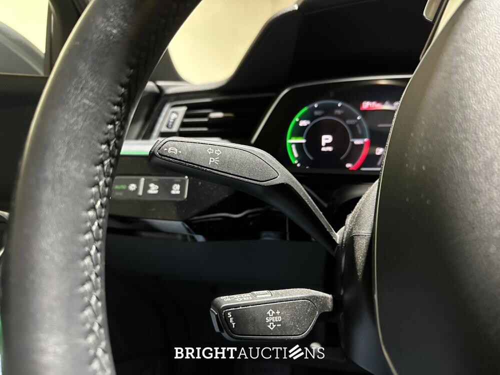 Audi e-tron 55 Quattro Business Edition 95 kWh 408pk 2020 (Origineel-NL + 1e Eigenaar) K-739-JJ