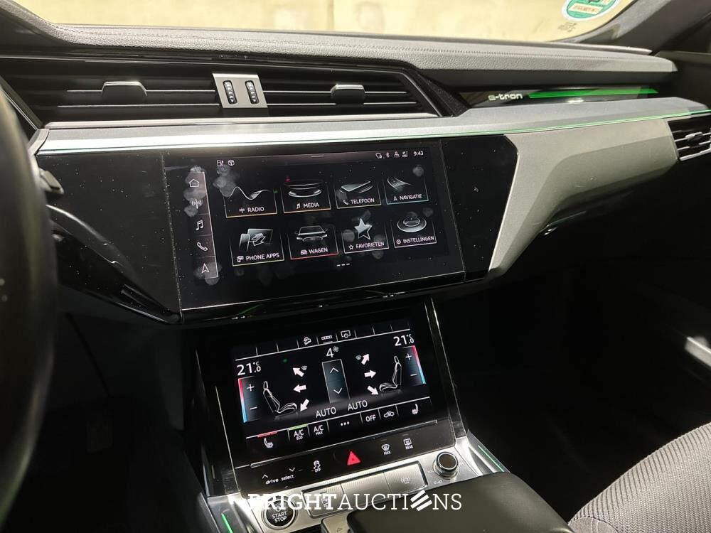 Audi e-tron 55 Quattro Business Edition 95 kWh 408pk 2020 (Origineel-NL + 1e Eigenaar) K-739-JJ