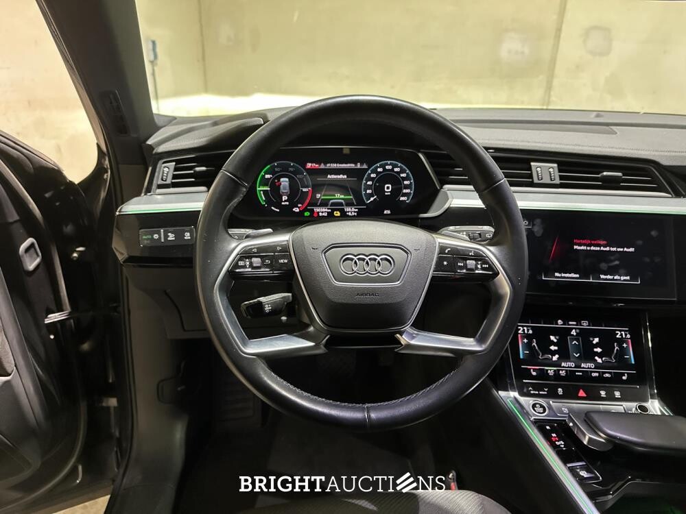 Audi e-tron 55 Quattro Business Edition 95 kWh 408pk 2020 (Origineel-NL + 1e Eigenaar) K-739-JJ