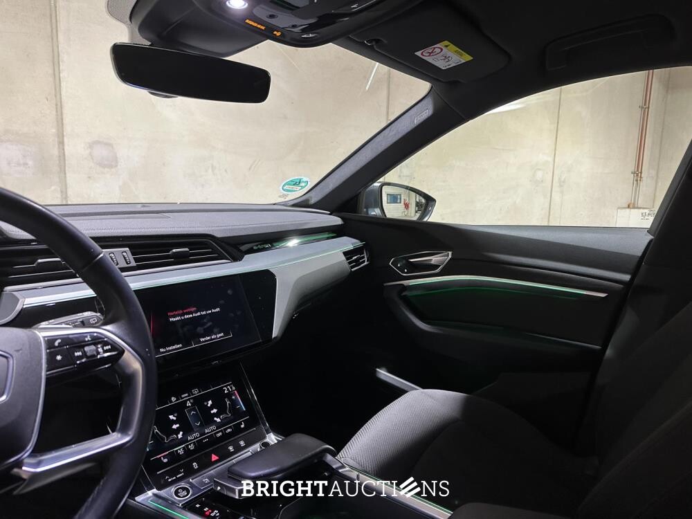 Audi e-tron 55 Quattro Business Edition 95 kWh 408pk 2020 (Origineel-NL + 1e Eigenaar) K-739-JJ