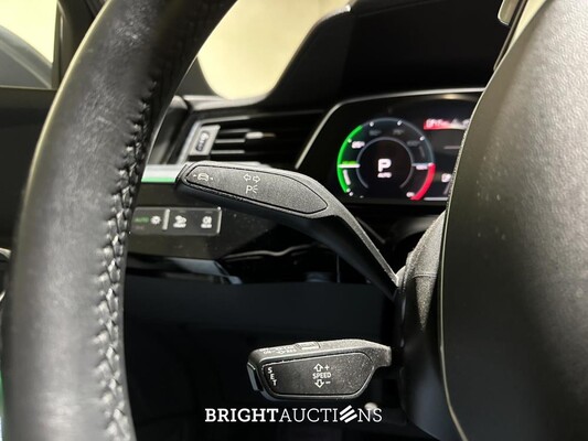 Audi e-tron 55 Quattro Business Edition 95 kWh 408pk 2020 (Origineel-NL + 1e Eigenaar) K-739-JJ