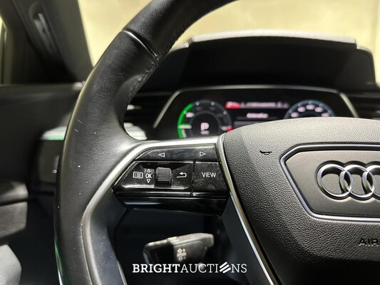 Audi e-tron 55 Quattro Business Edition 95 kWh 408pk 2020 (Origineel-NL + 1e Eigenaar) K-739-JJ