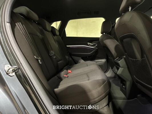 Audi e-tron 55 Quattro Business Edition 95 kWh 408pk 2020 (Origineel-NL + 1e Eigenaar) K-739-JJ