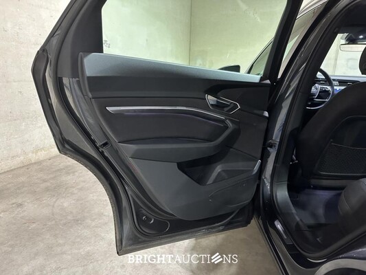 Audi e-tron 55 Quattro Business Edition 95 kWh 408pk 2020 (Origineel-NL + 1e Eigenaar) K-739-JJ