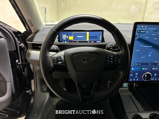 Ford Mustang Mach-E RWD 75 kWh 269pk 2021 (Origineel-NL + 1e Eigenaar), N-181-RH