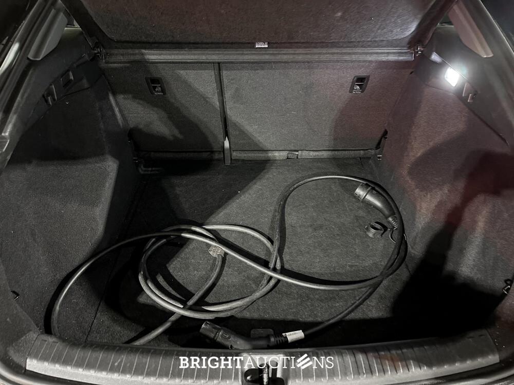 Audi Q4 Sportback e-tron 40 Edition 77 kWh 204pk 2021 (Origineel-NL + 1e Eigenaar), N-777-TN