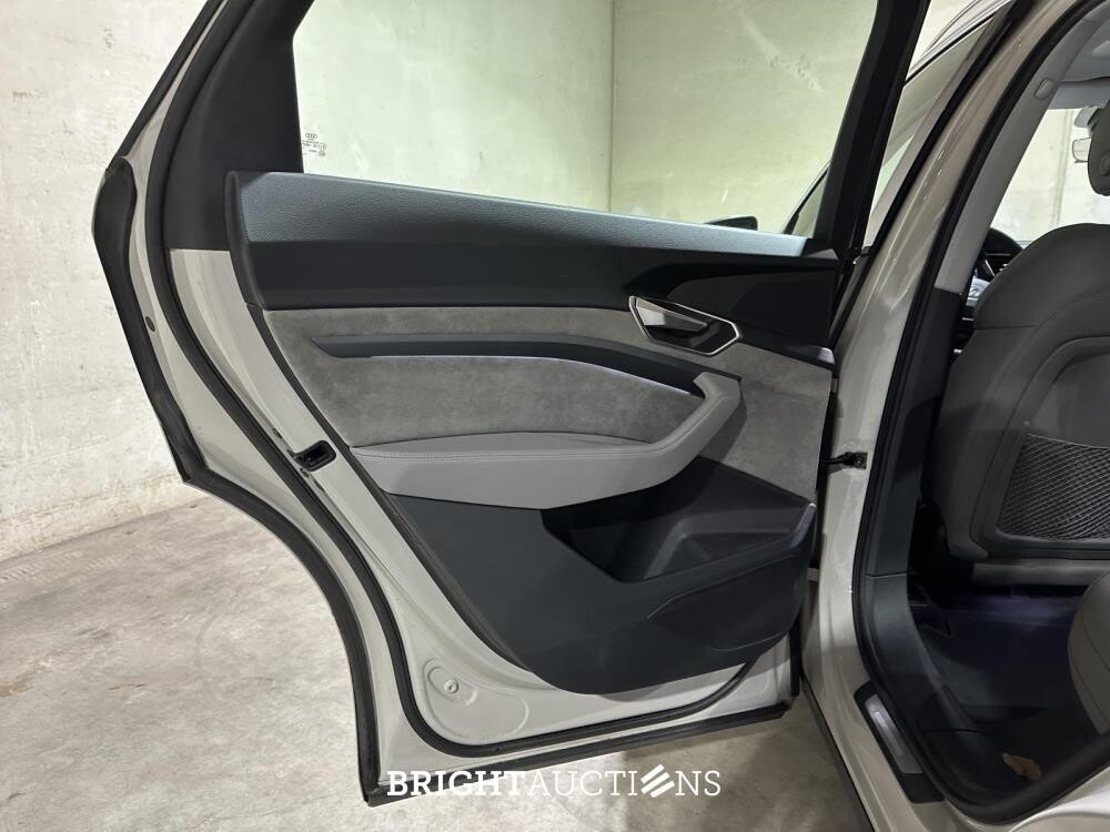 Audi e-tron 55 Quattro Business Edition Plus 95 kWh 408pk 2020 (Origineel-NL + 1e Eigenaar), K-193-HH